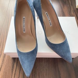 Manolo Blahnik blue suede heels 9cm size 38 US 8 brand new
